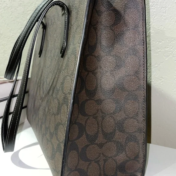 Coach Nina Tote Bag In Signature Canvas - Picture 13 of 14